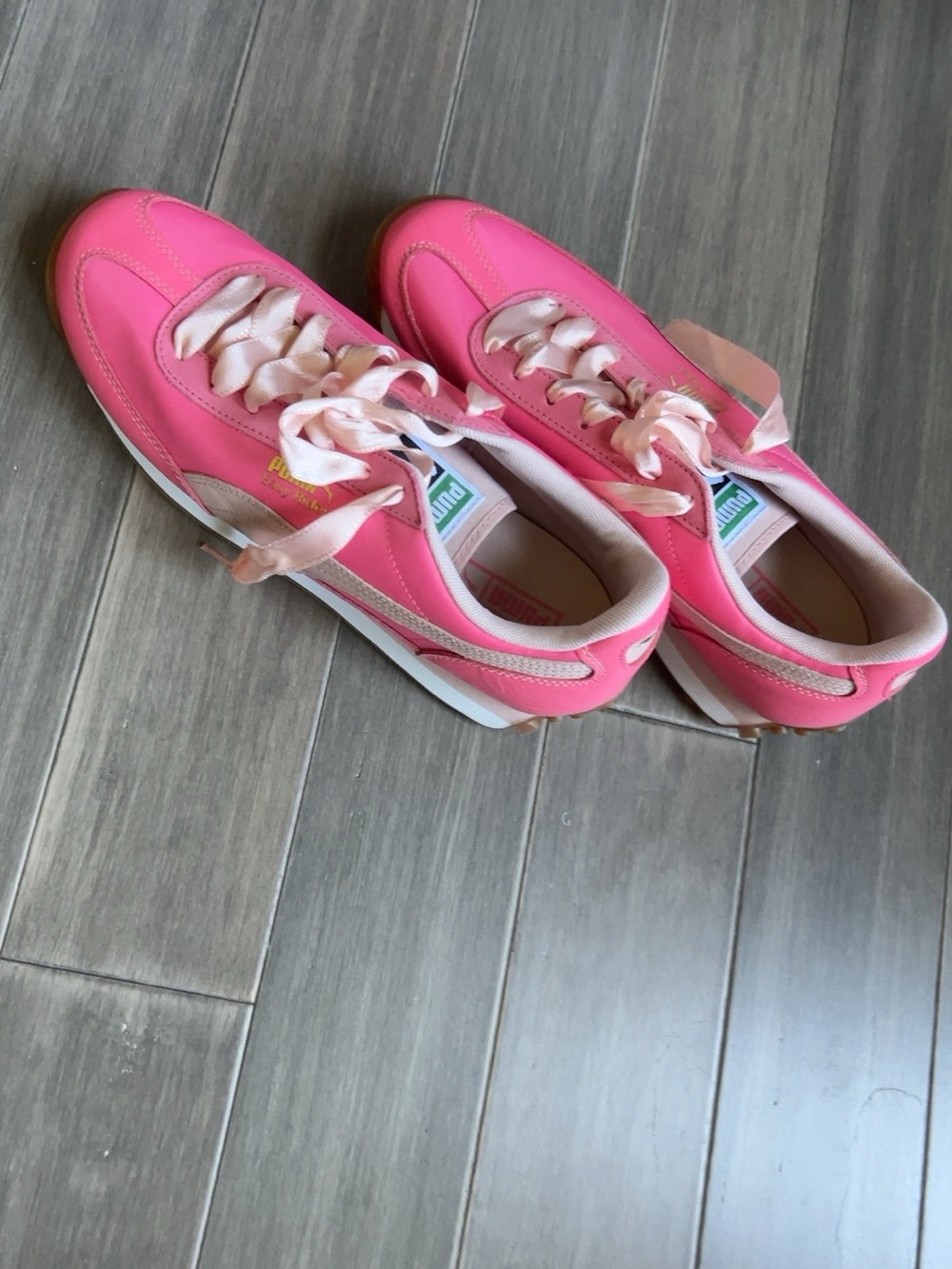 PUMA Women’s Pink Athletic Sneakers NWOT - Stylish Comfort